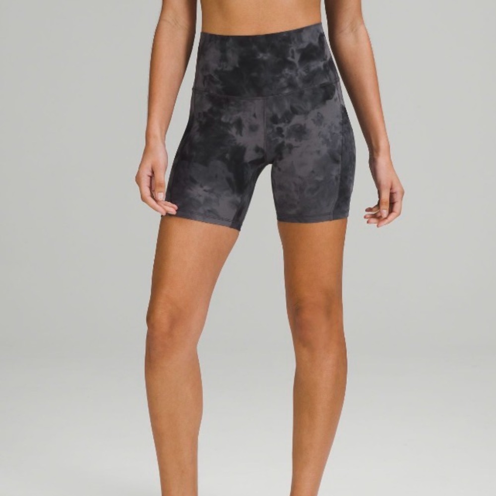 Lululemon Align Shorts Size 2 Blue Tie Dye High Rise biker shorts